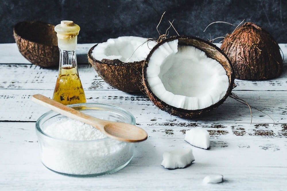 Camphor and Coconut Oil for Dandruff | Bodywise