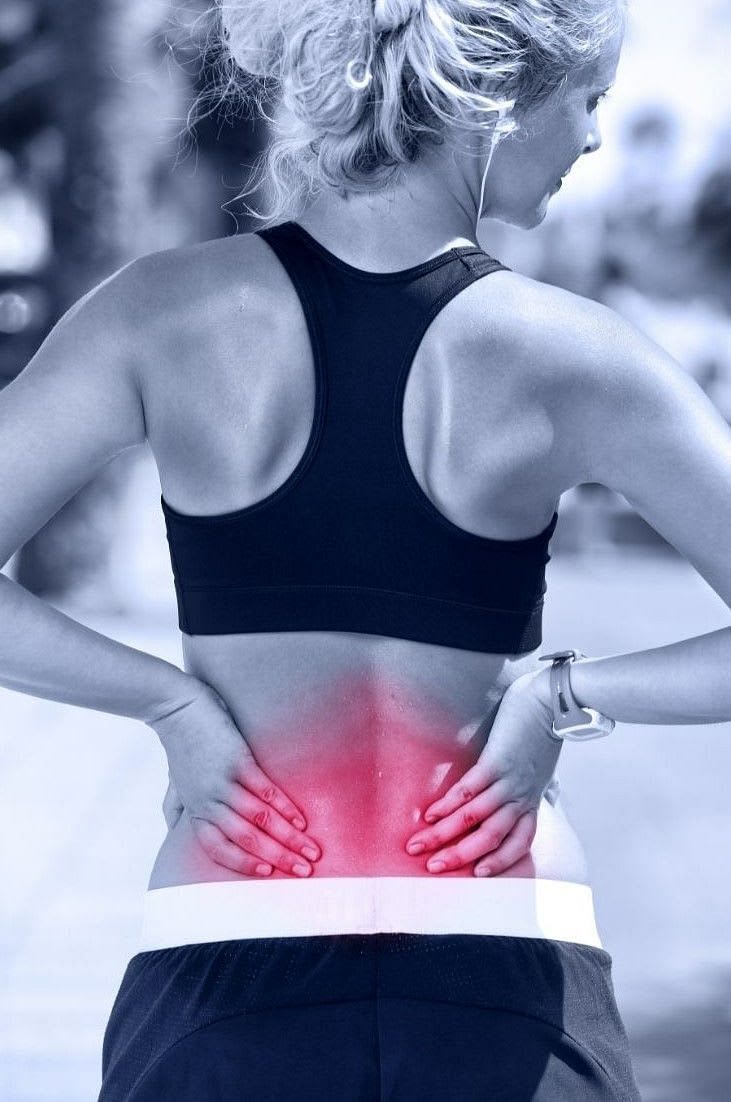 महिलाओं के कमर दर्द के कारण | Causes of Back Pain in Females