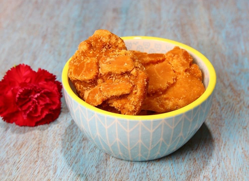 19 Jaggery Benefits That Will Blow Your Mind!