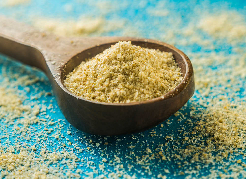 10 Amazing Uses & Benefits of Hing (Asafoetida) We Should All Know About!