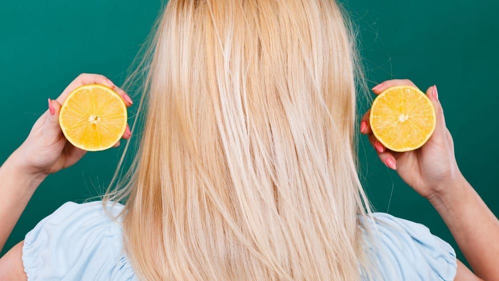 Lemon for Hair: Benefits, Side Effects & DIY Packs!