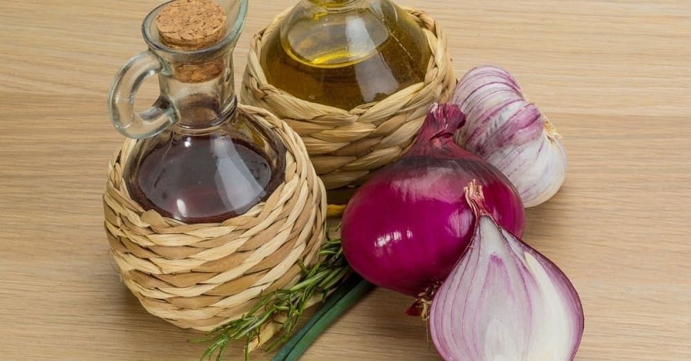 How to Make Onion Oil for Hair at Home ~ Answered by an Expert